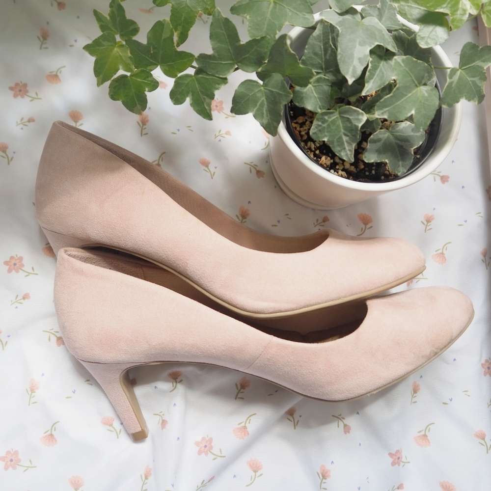 Pink kitten heels
